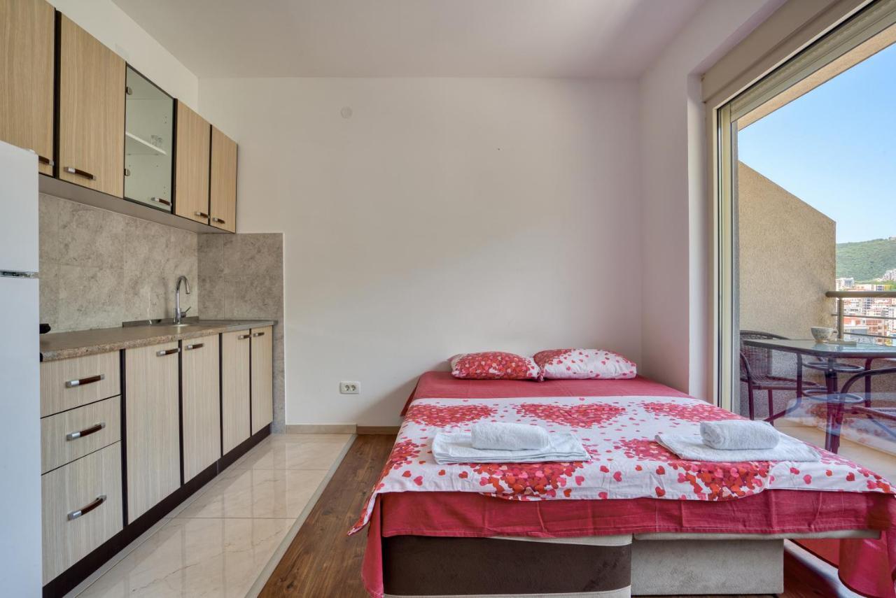 Apartmani Cukic Rafailovici Budva Eksteriør bilde