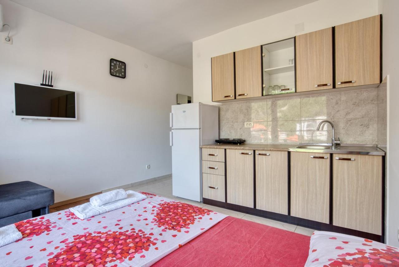 Apartmani Cukic Rafailovici Budva Eksteriør bilde